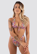Biquíni Calcinha Asa Delta com Sutiã Amarração Frontal Estampado