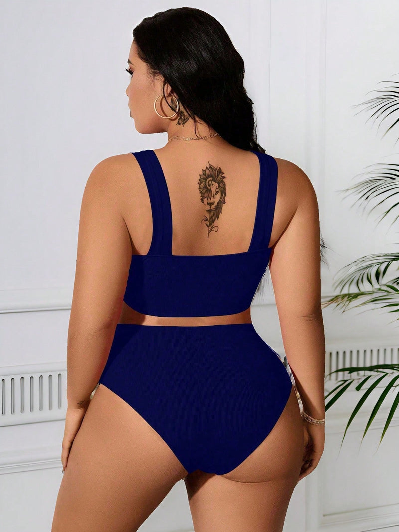Biquíni Plus Size Curve - Design Minimalista