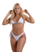 Biquíni Cortinão Com Calcinha e Sutiã de Tiras Largas