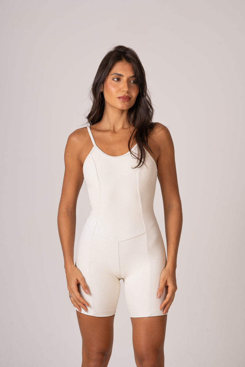 Macaquinho Off White Flow