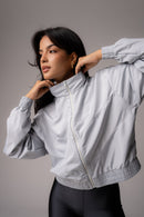 Jaqueta Corta-Vento Feminina Cinza Pulse